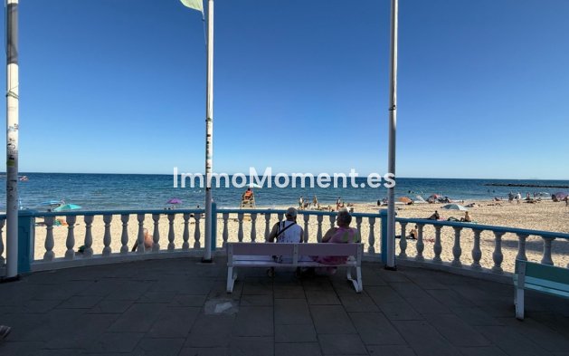 Wiederverkauf - Wohnung - Torrevieja - Torrevieja Centro
