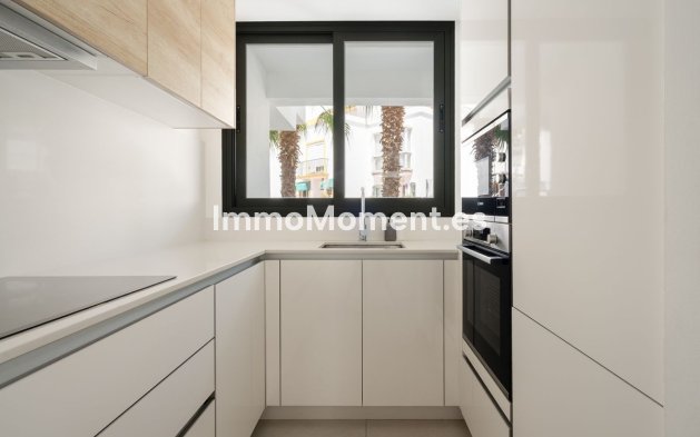Bestaande woning - Rijtjeshuis - Estepona  - Estepona Centro