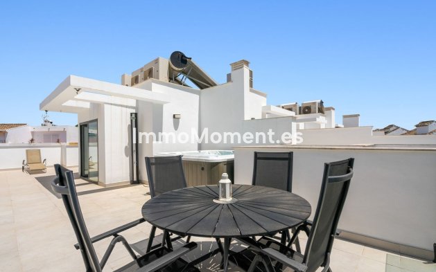 Bestaande woning - Rijtjeshuis - Estepona  - Estepona Centro