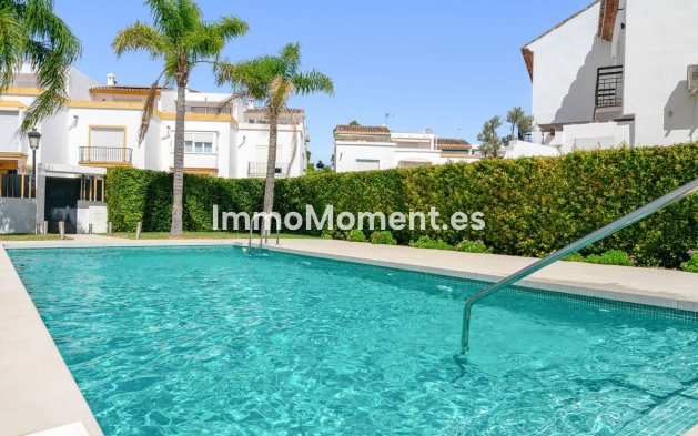 Bestaande woning - Rijtjeshuis - Estepona  - Estepona Centro