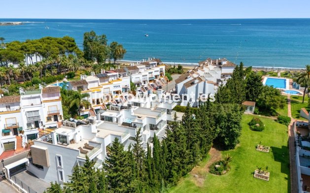 Bestaande woning - Rijtjeshuis - Estepona  - Estepona Centro