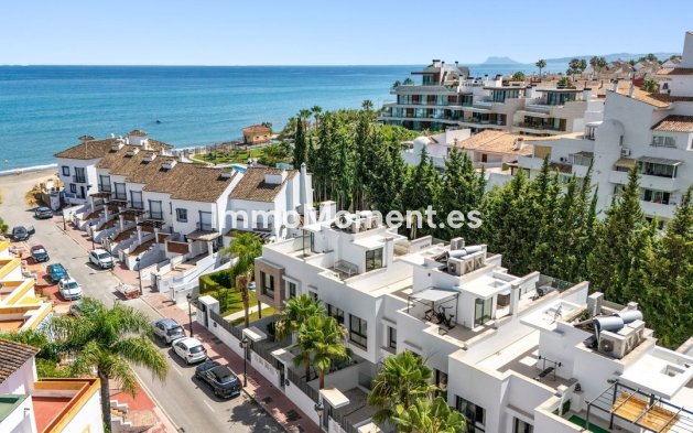 Bestaande woning - Rijtjeshuis - Estepona  - Estepona Centro