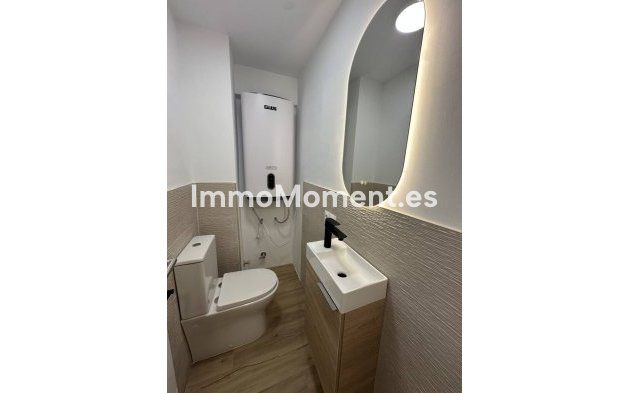 Resale - Apartment - Benalmadena - Benalmadena Costa