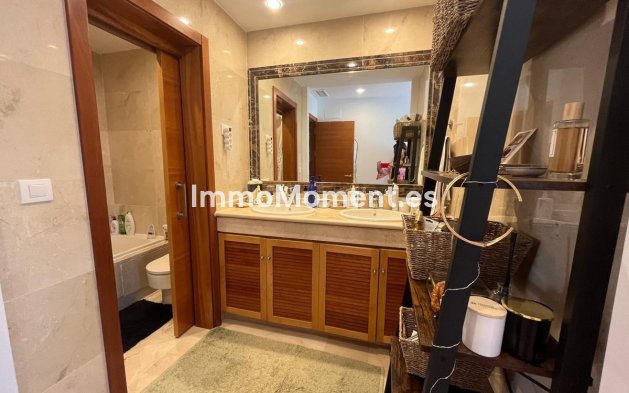 Revente - Maison mitoyenne - Estepona  - Estepona Centro