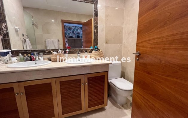 Revente - Maison mitoyenne - Estepona  - Estepona Centro