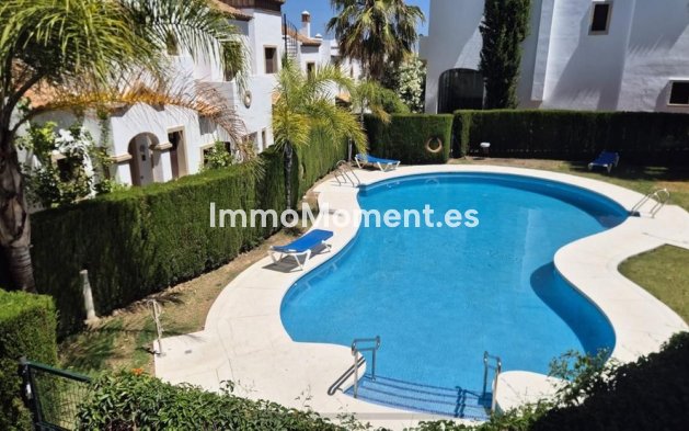Revente - Maison mitoyenne - Estepona  - Estepona Centro