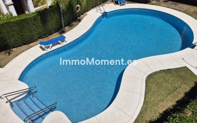 Revente - Maison mitoyenne - Estepona  - Estepona Centro