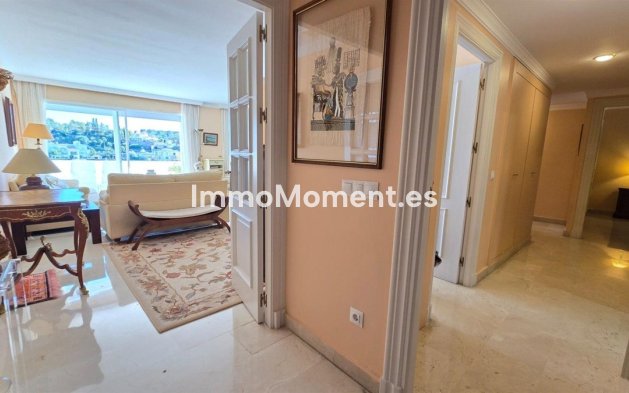 Resale - Apartment - Benahavís - La Quinta