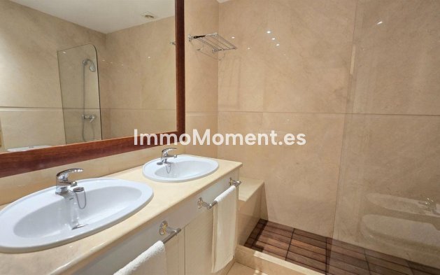 Resale - Apartment - Benahavís - La Quinta