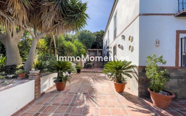 Resale - Country house - Inland  - Coín