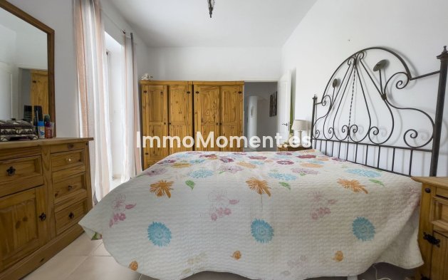 Resale - Country house - Inland  - Coín