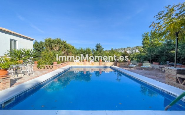 Resale - Country house - Inland  - Coín