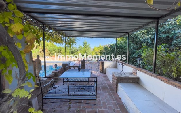 Resale - Country house - Inland  - Coín