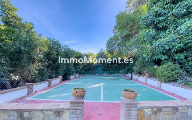 Resale - Country house - Inland  - Coín