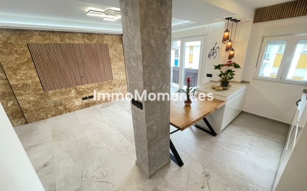 Wiederverkauf - Wohnung - Estepona  - Estepona Centro