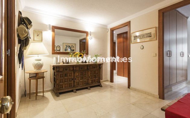 Resale - Apartment - Marbella - Marbella Centro