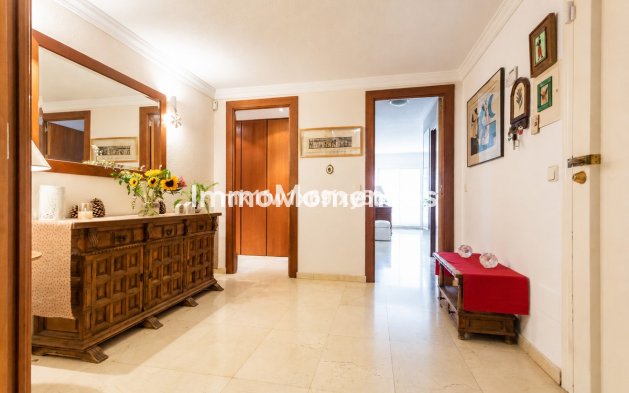Resale - Apartment - Marbella - Marbella Centro