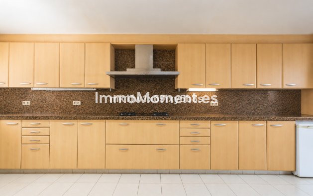 Resale - Apartment - Marbella - Marbella Centro