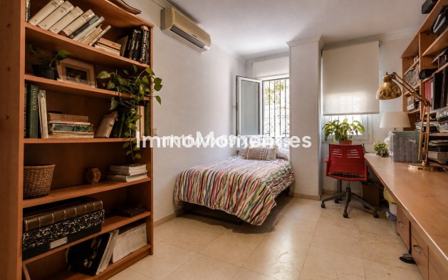 Resale - Apartment - Marbella - Marbella Centro