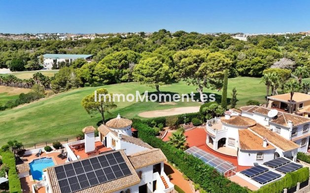 Wiederverkauf - Freistehende Villa - Orihuela - Villamartín