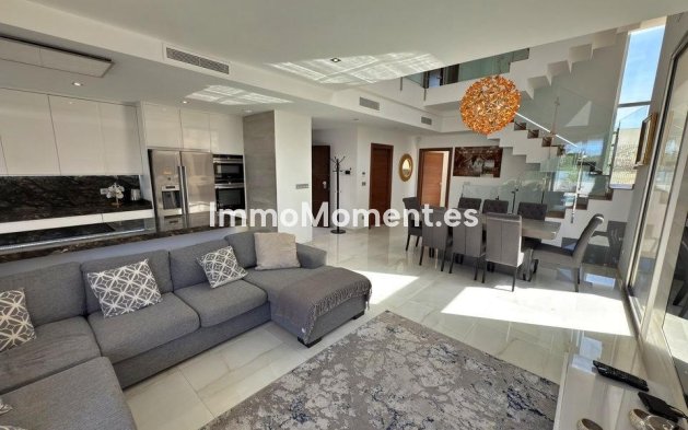 Wiederverkauf - Freistehende Villa - Orihuela - Villamartín