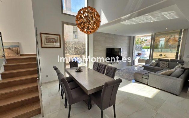 Wiederverkauf - Freistehende Villa - Orihuela - Villamartín