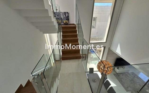 Wiederverkauf - Freistehende Villa - Orihuela - Villamartín