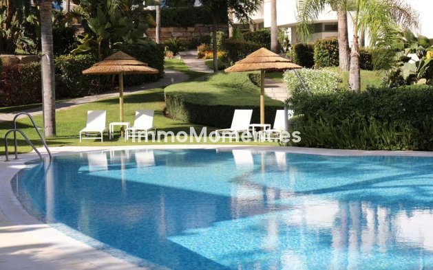 Resale - Townhouse - Marbella - Sierra Blanca