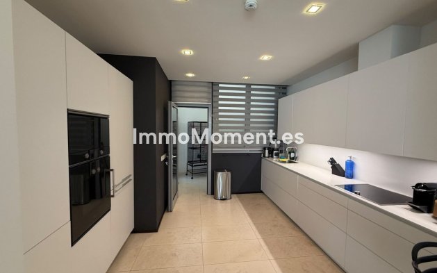 Resale - Townhouse - Marbella - Sierra Blanca