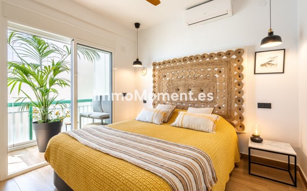 Resale - Apartment - Fuengirola - Carvajal
