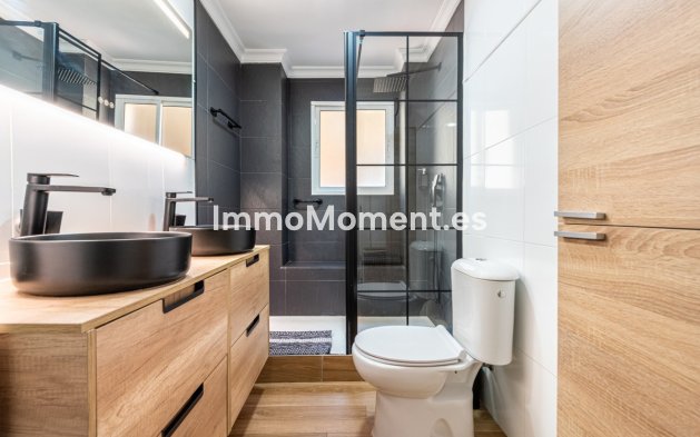 Resale - Apartment - Fuengirola - Carvajal