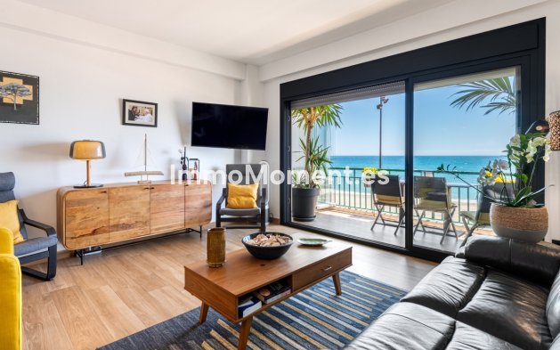 Resale - Apartment - Fuengirola - Carvajal