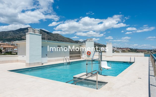 Resale - Apartment - Fuengirola - Carvajal
