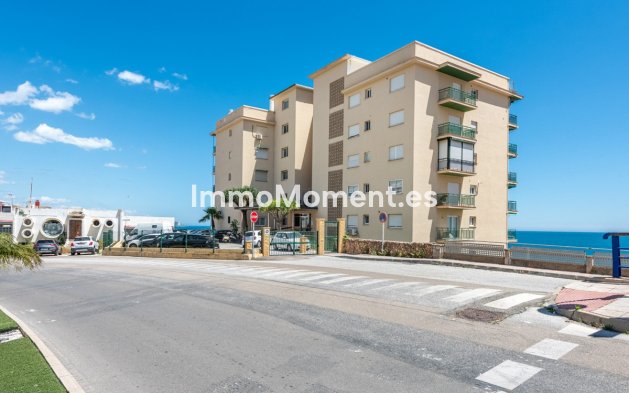 Resale - Apartment - Fuengirola - Carvajal