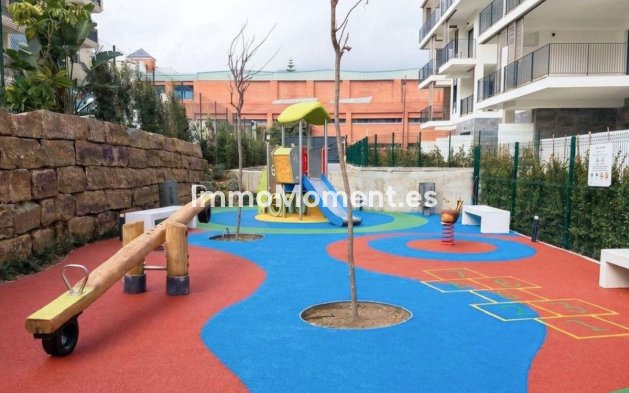 Revente - Appartement - Estepona  - Estepona Centro