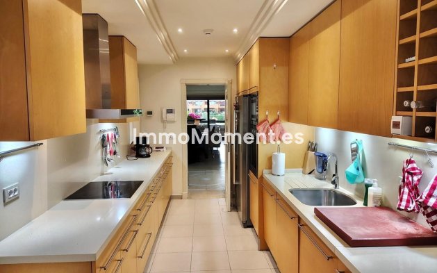 Bestaande woning - Appartement - Estepona  - Estepona Centro