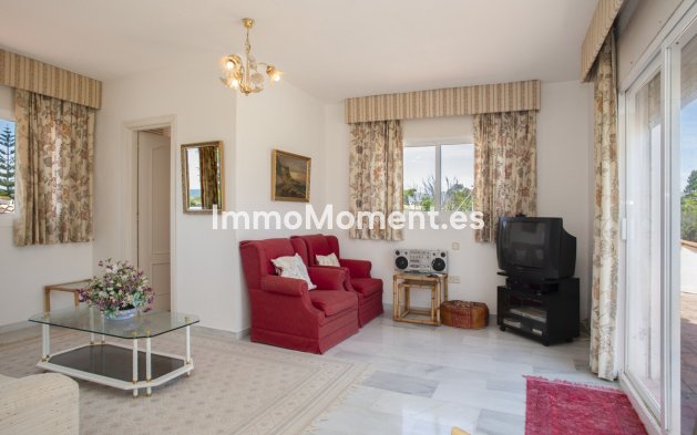 Resale - Detached villa - Marbella - Guadalmina Baja