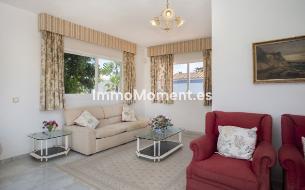 Resale - Detached villa - Marbella - Guadalmina Baja