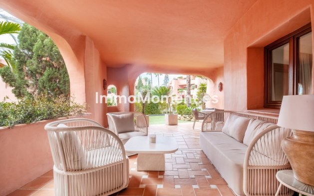 Wiederverkauf - Wohnung - Estepona  - Estepona Centro