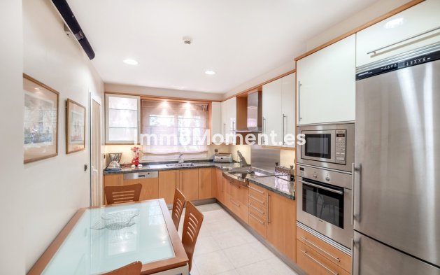 Resale - Apartment - Marbella - The Golden Mile