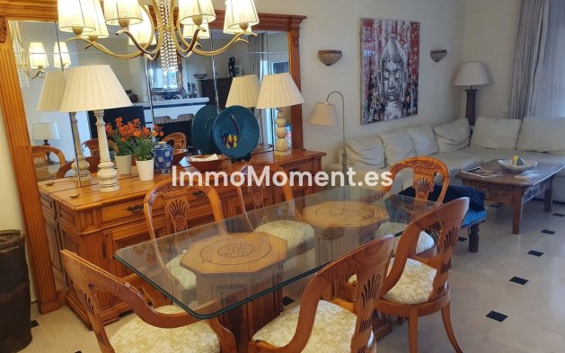 Wiederverkauf - Reihenhaus - Estepona  - El Presidente