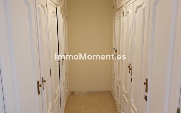Wiederverkauf - Reihenhaus - Estepona  - El Presidente