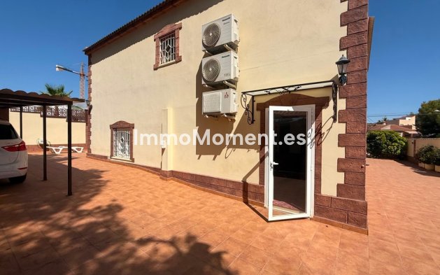 Revente - Villa individuelle - Torrevieja - Torrevieja Centro