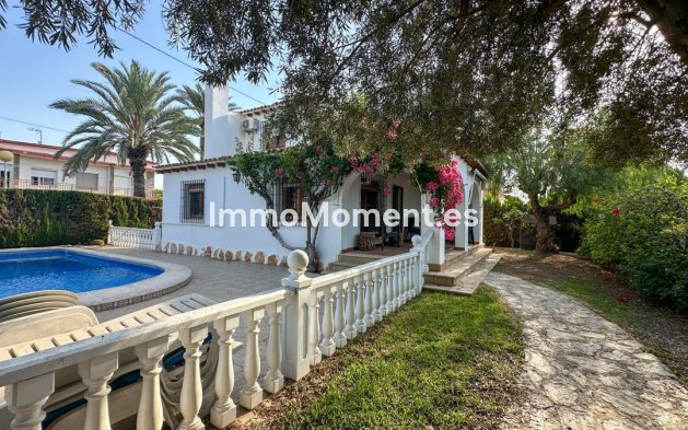 Reventa - Villa independiente - Orihuela - Cabo roig - La Zenia