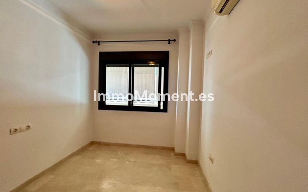 Resale - Apartment - Fuengirola - Los Boliches