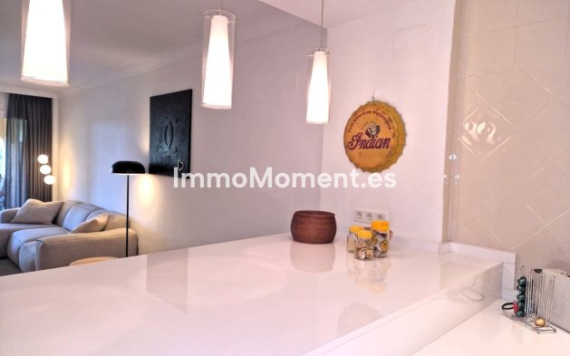 Resale - Apartment - Marbella - Elviria