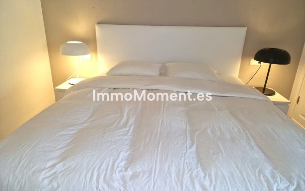 Resale - Apartment - Marbella - Elviria