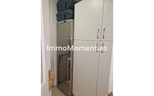 Resale - Apartment - Marbella - Elviria