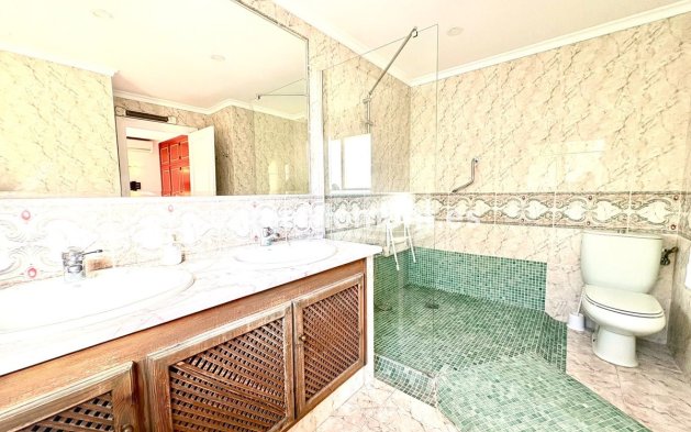 Resale - Apartment - Marbella - Marbella Centro