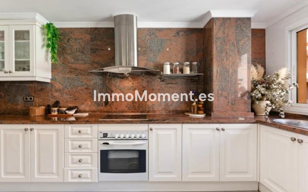 Wiederverkauf - Wohnung - Marbella - Nueva Andalucía